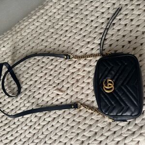 Black Quilted Leather Crossbody Bag Gucci
